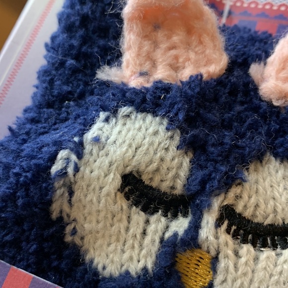 Bundle of 2 pairs of NWT Women’s owl face Slipper fuzzy SOFT Socks owl lovers - Picture 12 of 13